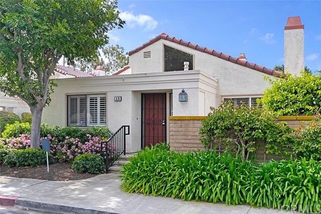 Property Photo:  15 Segura 56  CA 92612 