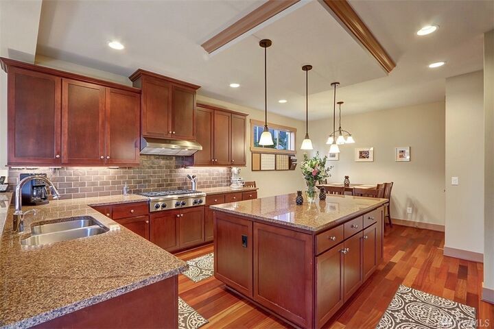 Property Photo:  13021 SE 288th Place  WA 98092 