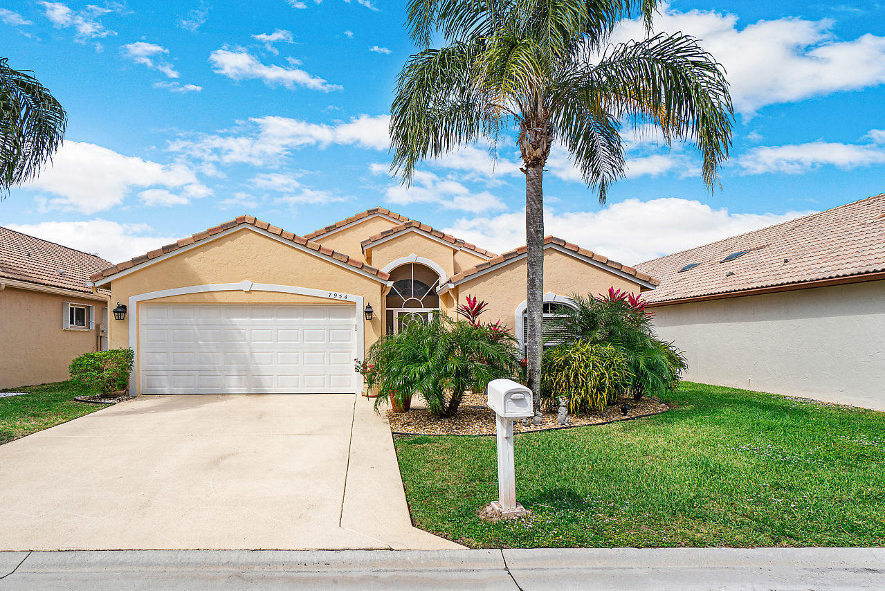 Property Photo: 7954 Stirling Bridge Boulevard S FL 33446