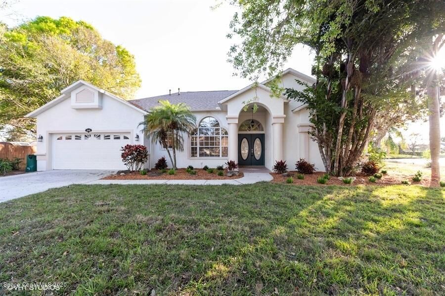 Property Photo: 5640 Sheffield Place FL 32940