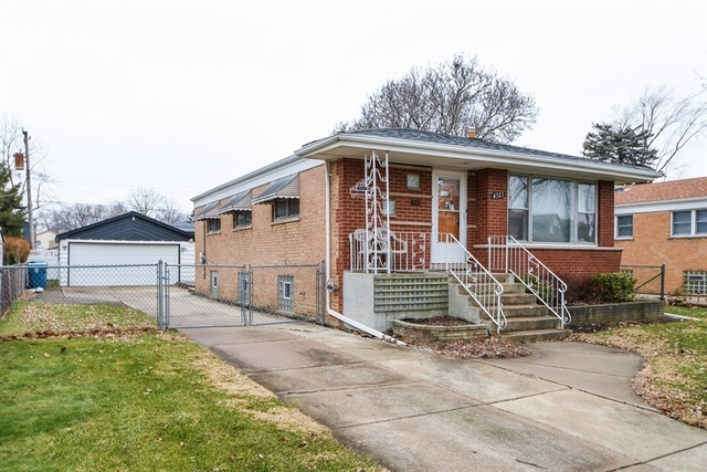 Property Photo:  4321 West Linecrest Drive  IL 60803 