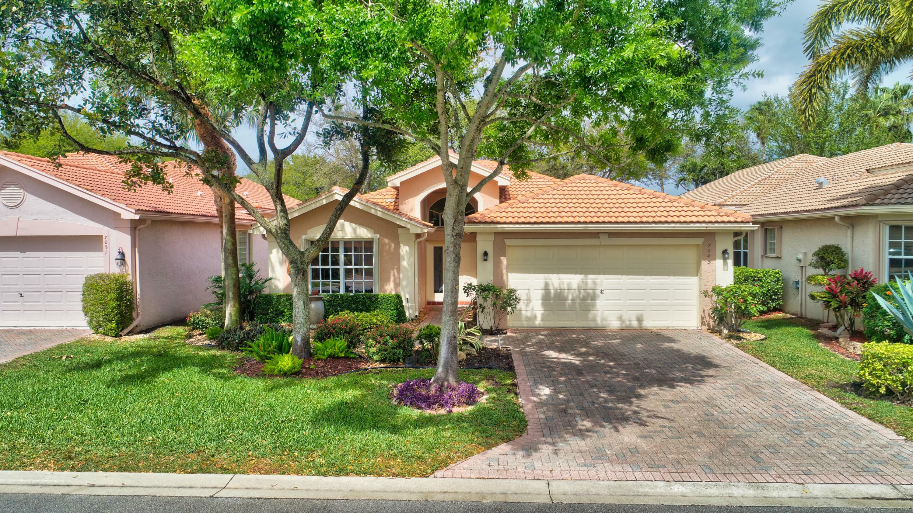 Property Photo:  7045 Avila Terrace Way  FL 33446 