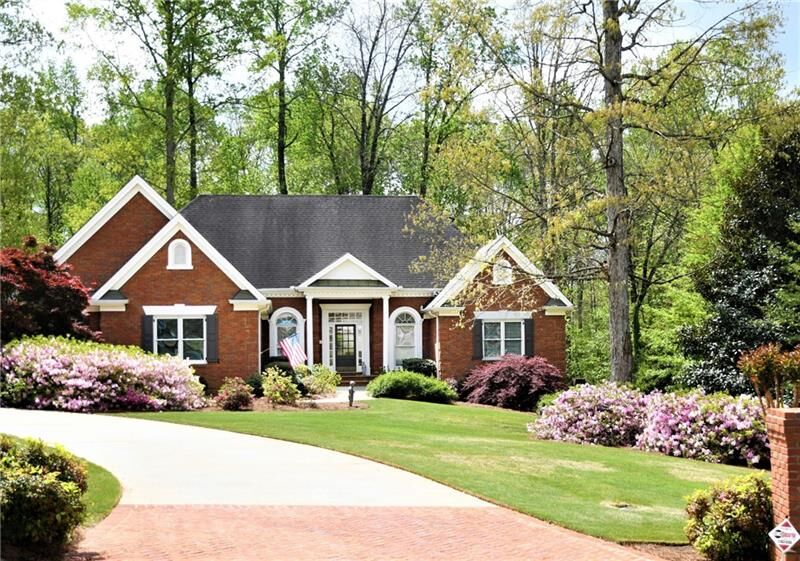 Property Photo: 1035 Saratoga Court 30517