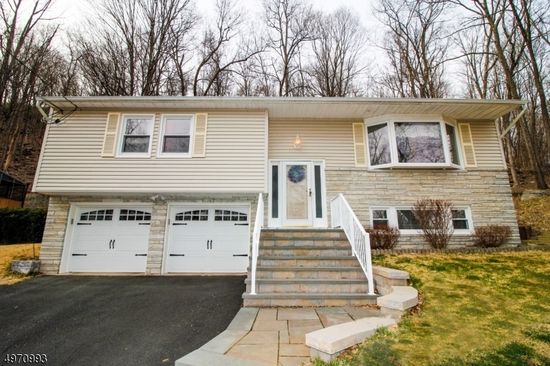 Property Photo:  42 Valley View Dr  NJ 07866 