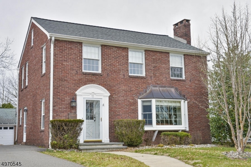 Property Photo:  11 Elwood Ave  NJ 08822 