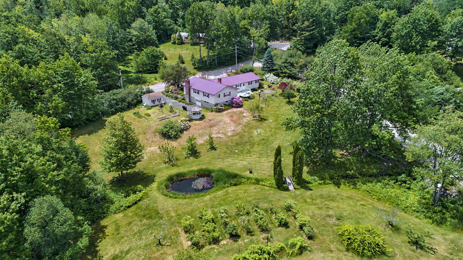 Property Photo:  232 Ridge Road  NH 03855 