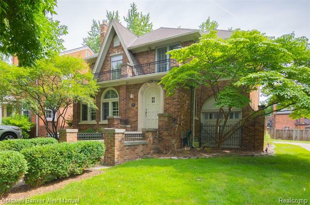 Property Photo: 464 Fisher Road MI 48230
