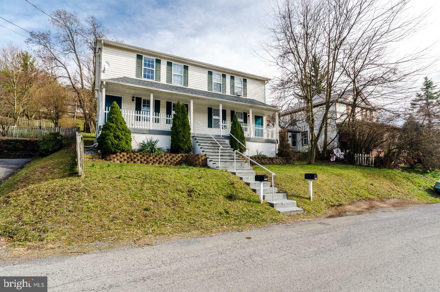 Property Photo: 119 S Laurel Avenue WV 25411