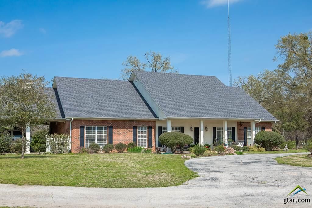 Property Photo:  22675 Cr 431  TX 75771 