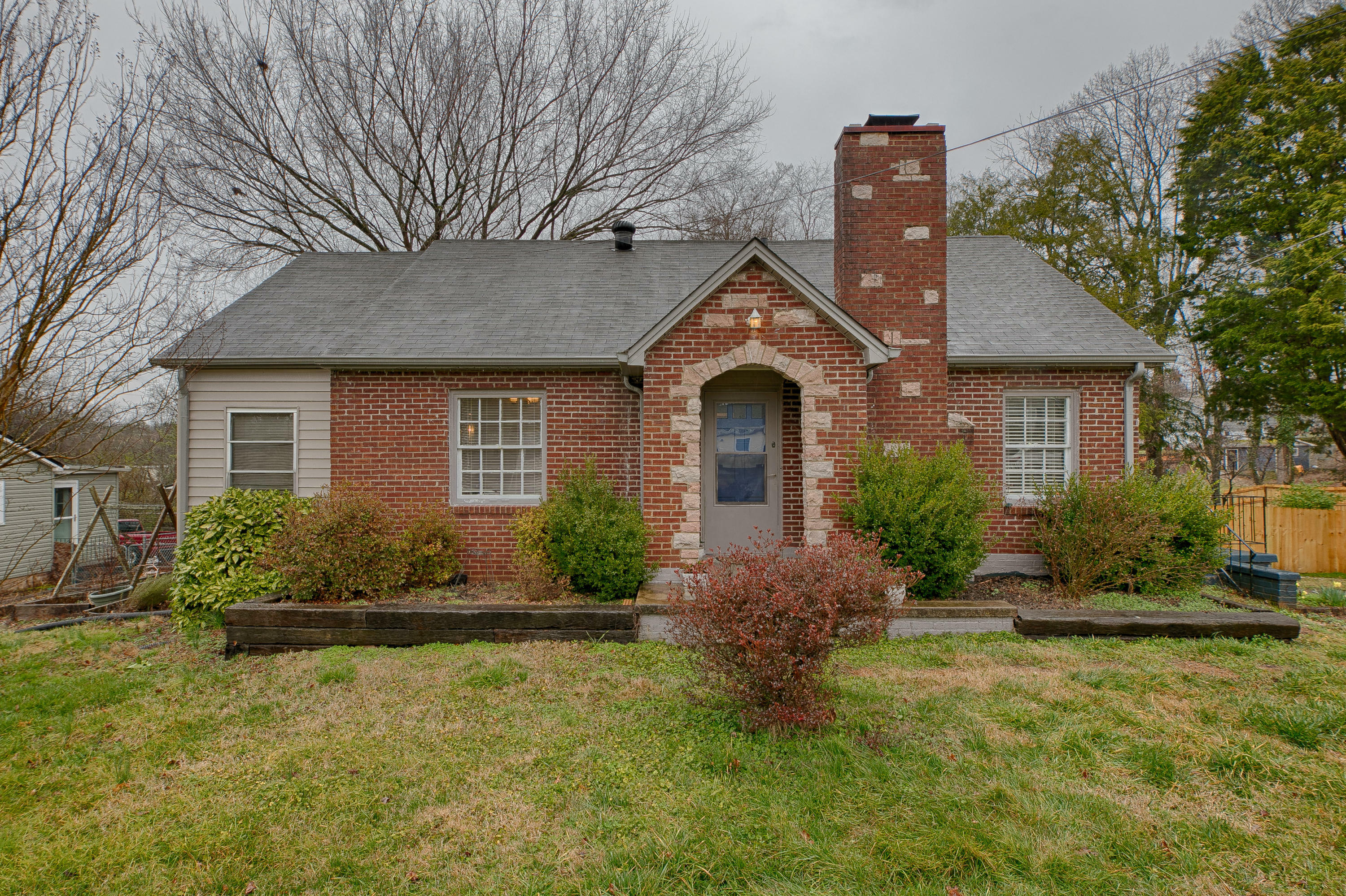 Property Photo:  6104 Easton Rd  TN 37920 