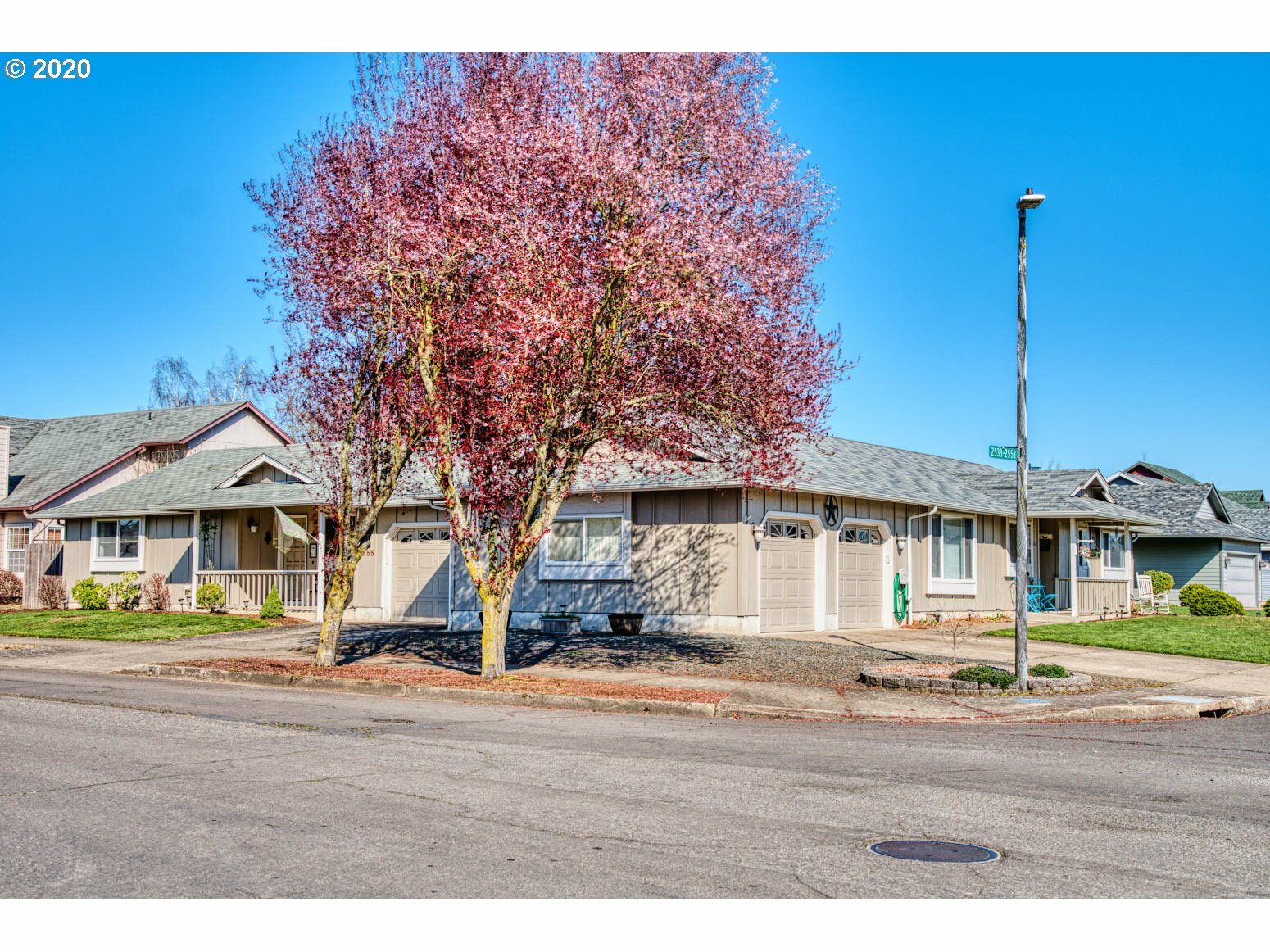 2553 Cubit St  Eugene OR 97402 photo