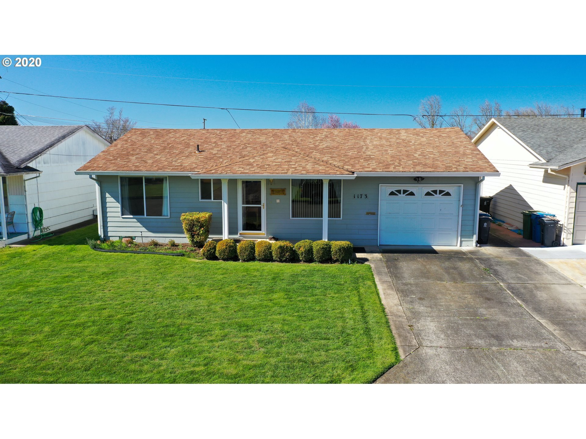 Property Photo: 1173 Randolph Rd OR 97071