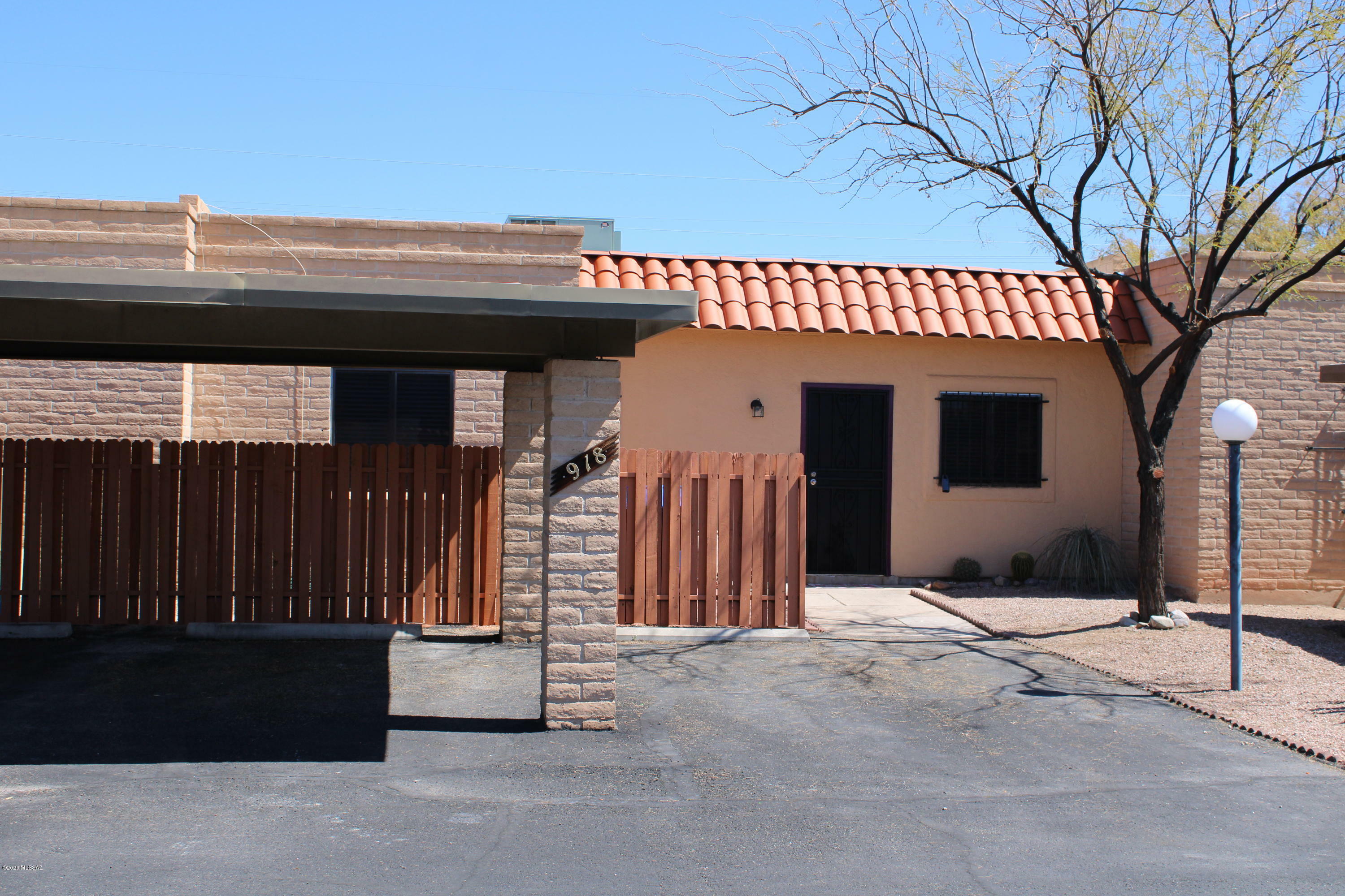 Property Photo: 918 S Pantano Road AZ 85710