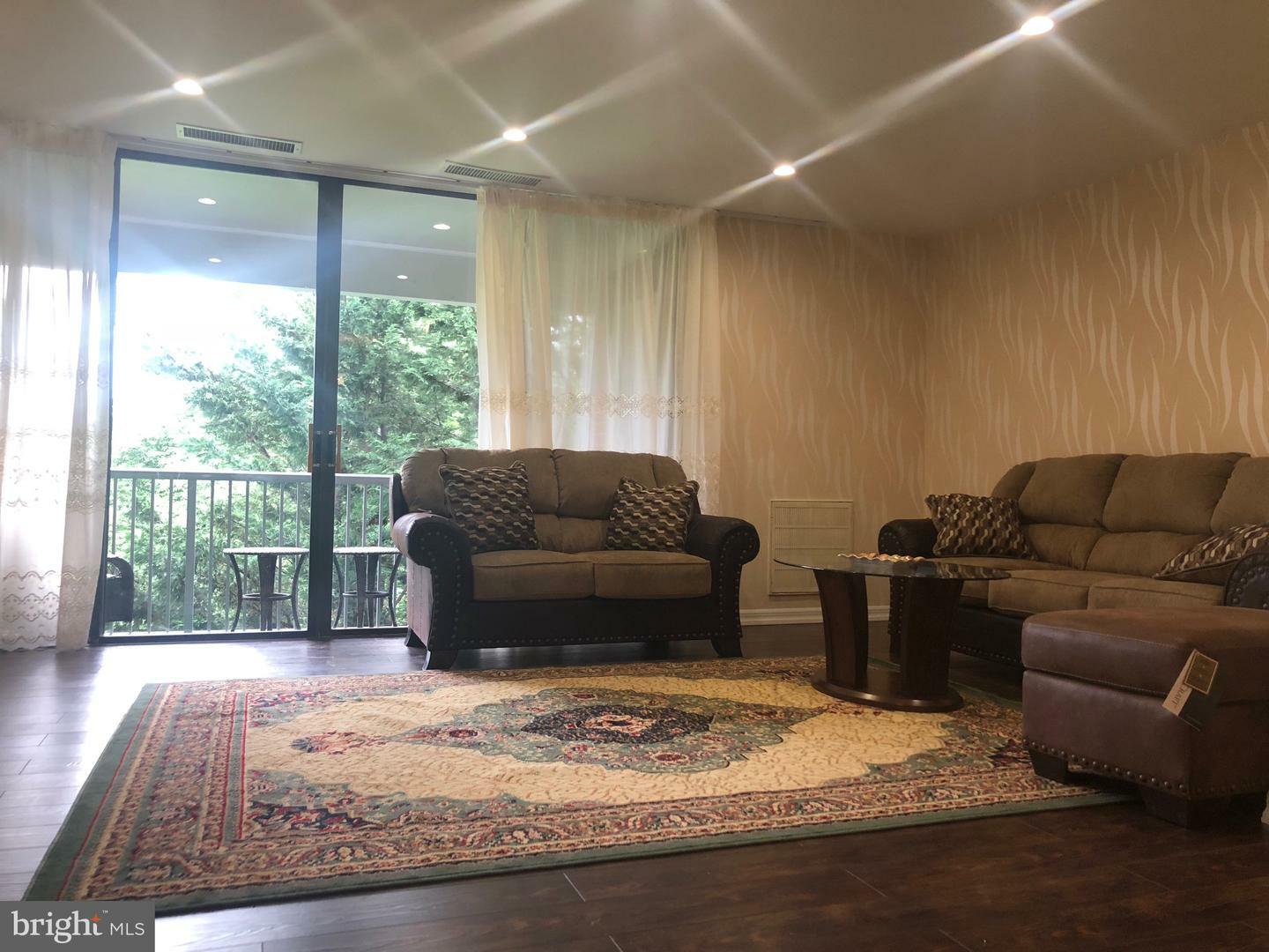 Property Photo: 788 Quince Orchard Boulevard 202 MD 20878