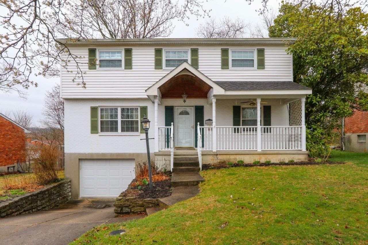 Property Photo: 10954 Fernhill Dr OH 45241