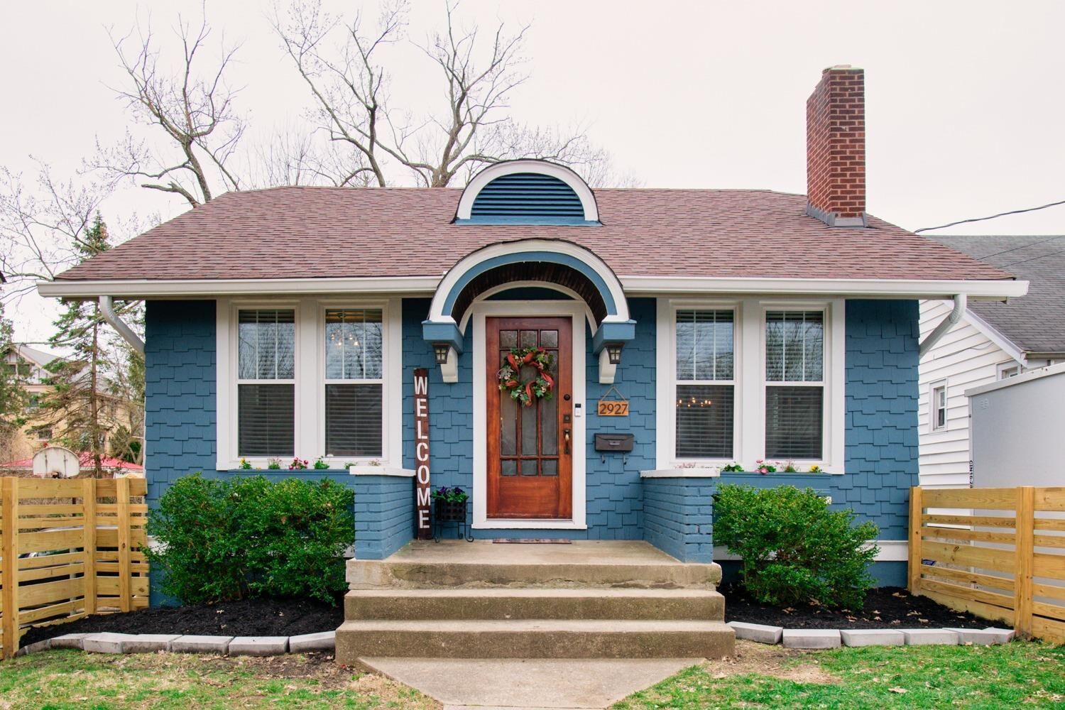 Property Photo: 2927 Mignon Ave OH 45211