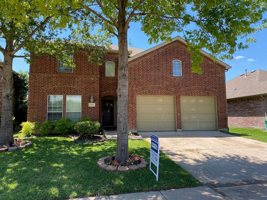 Property Photo:  518 Appaloosa Drive  TX 75126 
