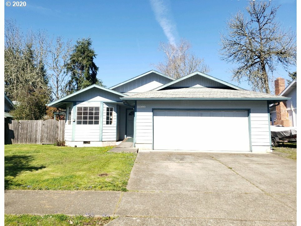 Property Photo:  6612 B St  OR 97478 