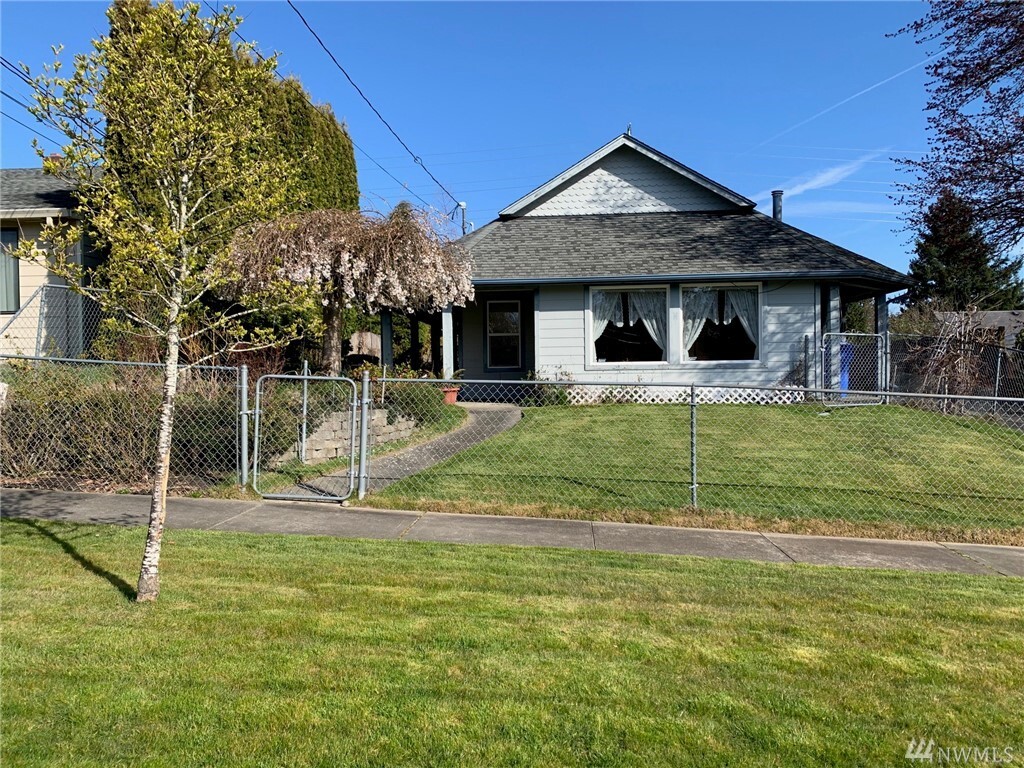 Property Photo: 4809 N 19th Street WA 98406