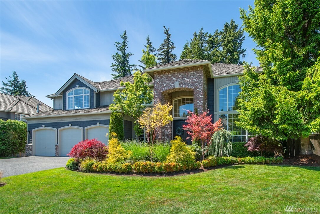 Property Photo:  24130 W Greystone Lane  WA 98020 