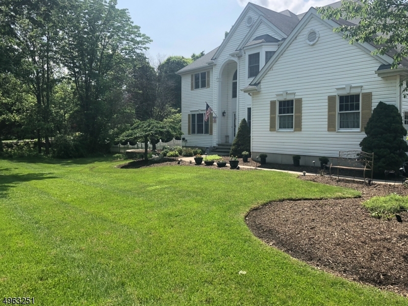 Property Photo: 6 Misty Ln NJ 07821