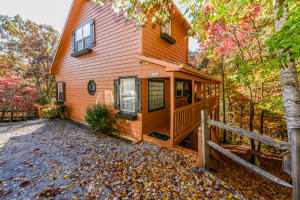 Property Photo:  353 Laurel Rd  TN 37882 