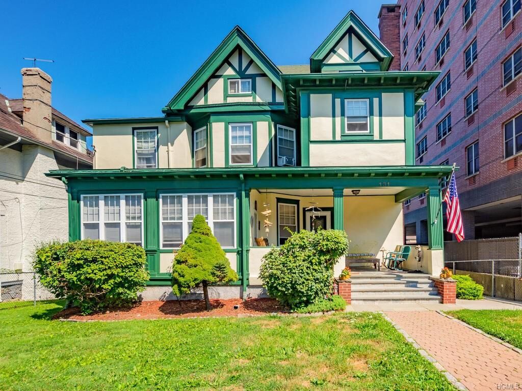 Property Photo:  131 Lockwood Avenue  NY 10801 