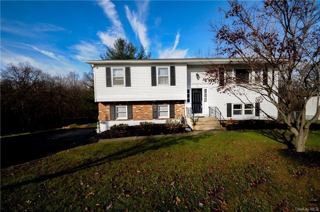 Property Photo: 8 Riverglen Drive NY 10984