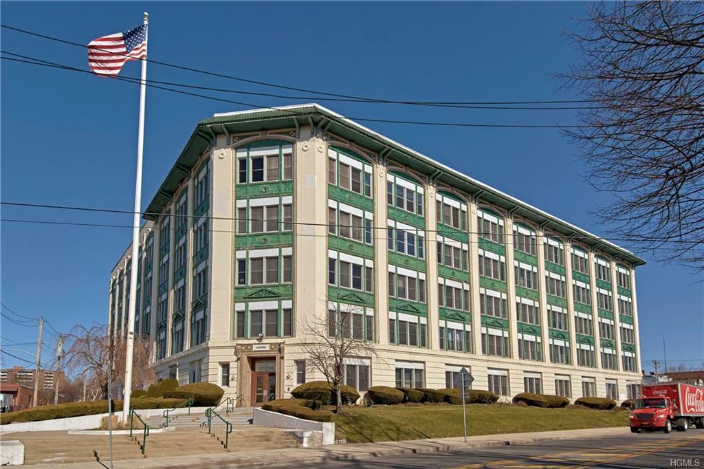 Property Photo: 1 Landmark Square 614 NY 10573