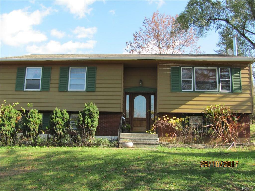 64 Farmingdale Road  Chester NY 10918 photo