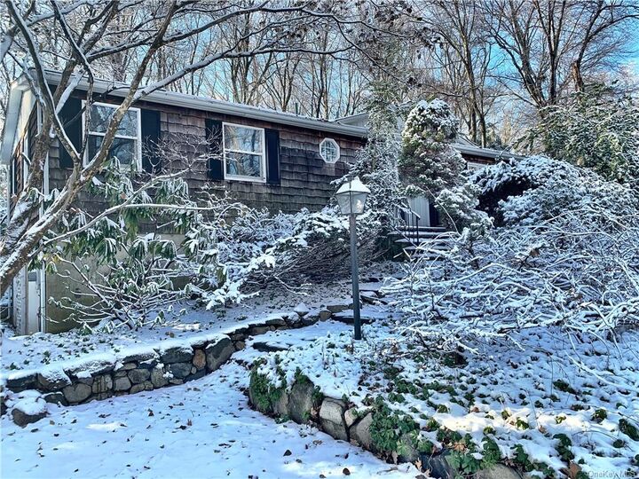 15 Kingswood Way  South Salem NY 10590 photo