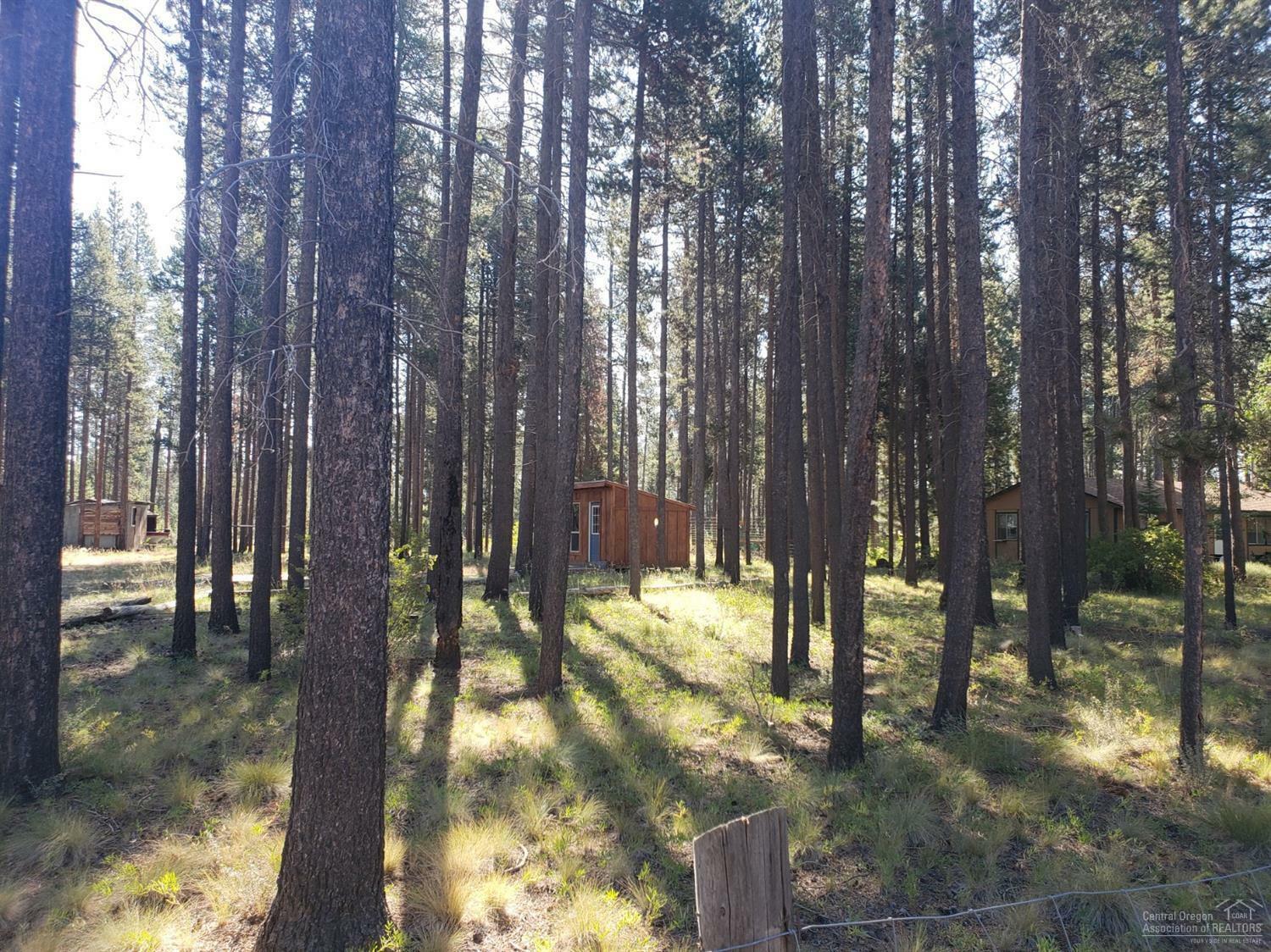 Property Photo:  54700 Wolf Street  OR 97707 