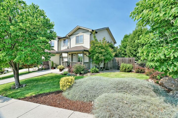 253 Northview Drive  Eagle Point OR 97524 photo