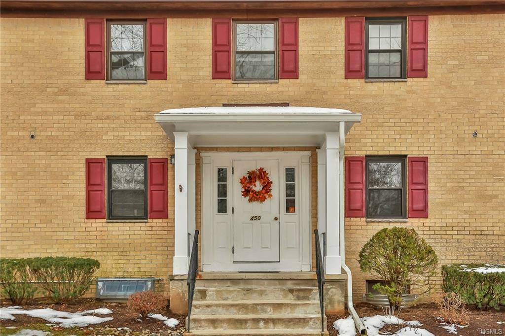 Property Photo:  450 Somerset Drive D  NY 10954 