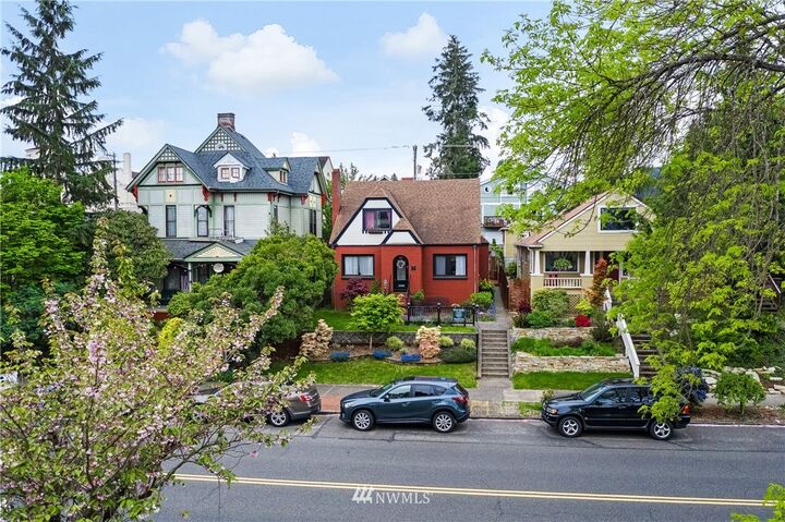 Property Photo:  914 N I Street  WA 98403 