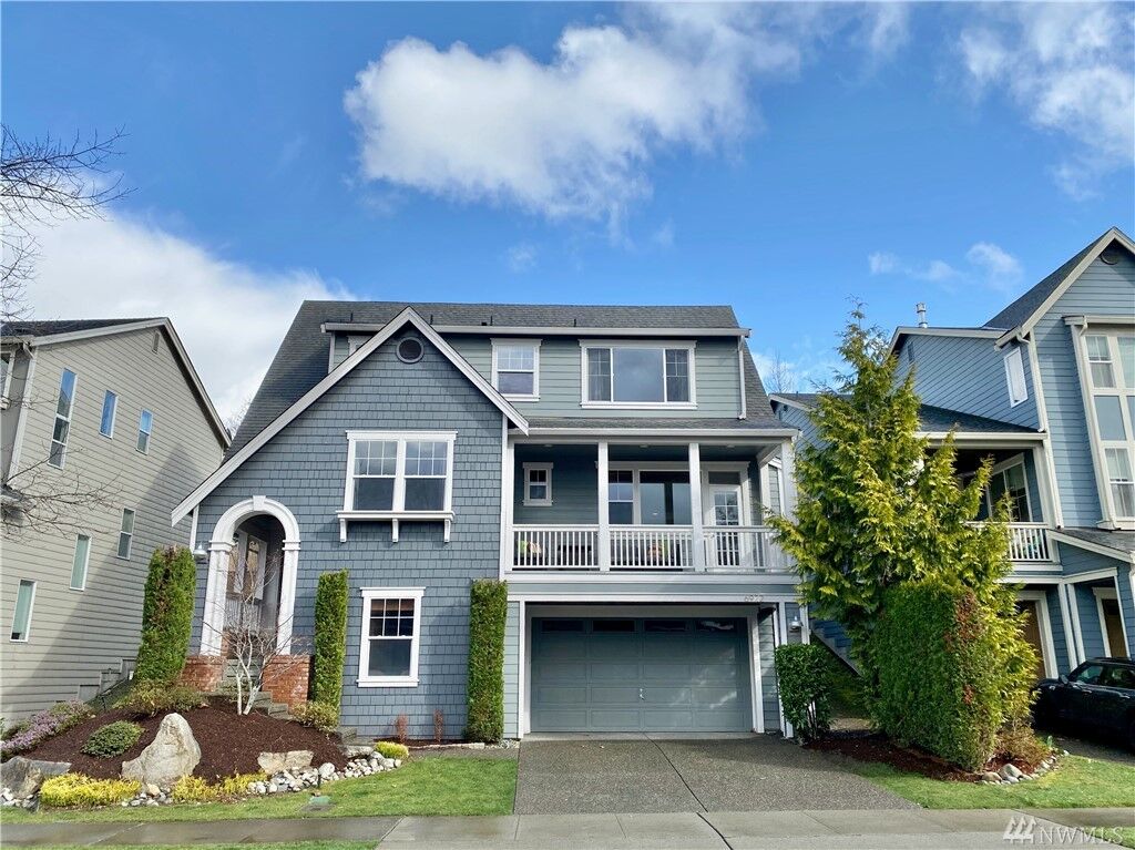 Property Photo:  6922  Silent Creek Avenue SE  WA 98065 
