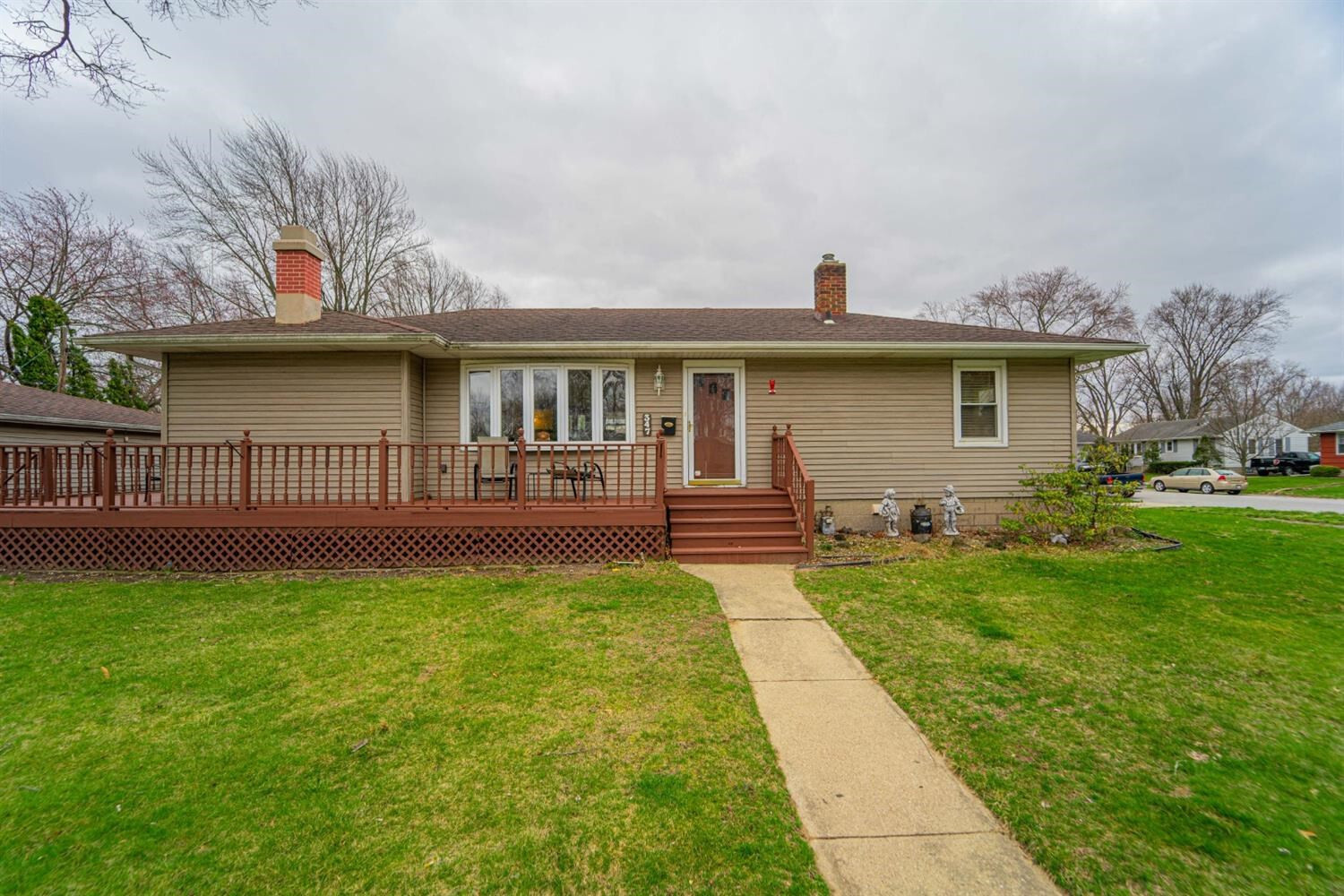 Property Photo: 347 N Oakwood Street IN 46319