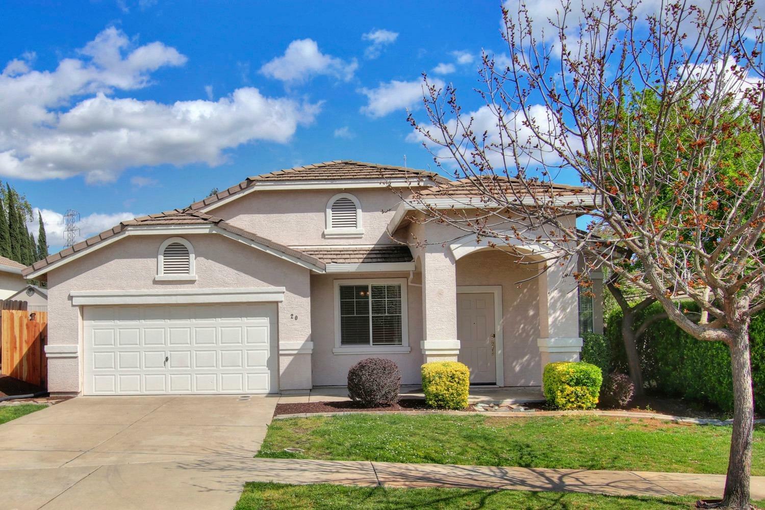 Property Photo:  20 Springwood Court  CA 95678 