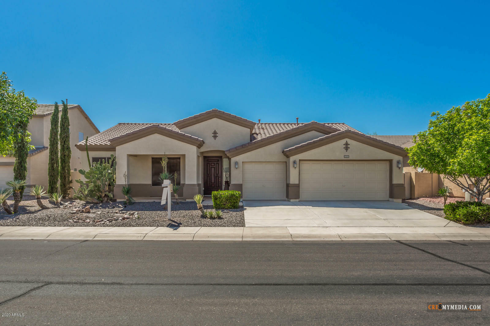 Property Photo: 18926 N Stonegate Road AZ 85138