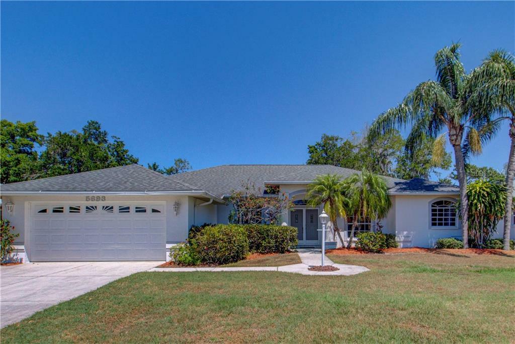 Property Photo:  5693 Country Walk Lane  FL 34233 