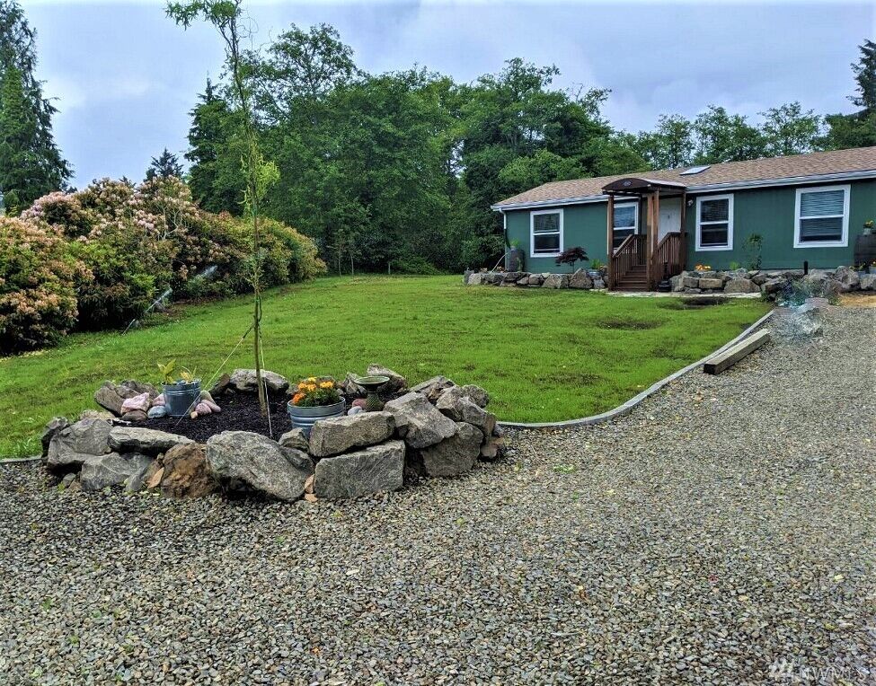Property Photo: 1505 322nd Place WA 98640
