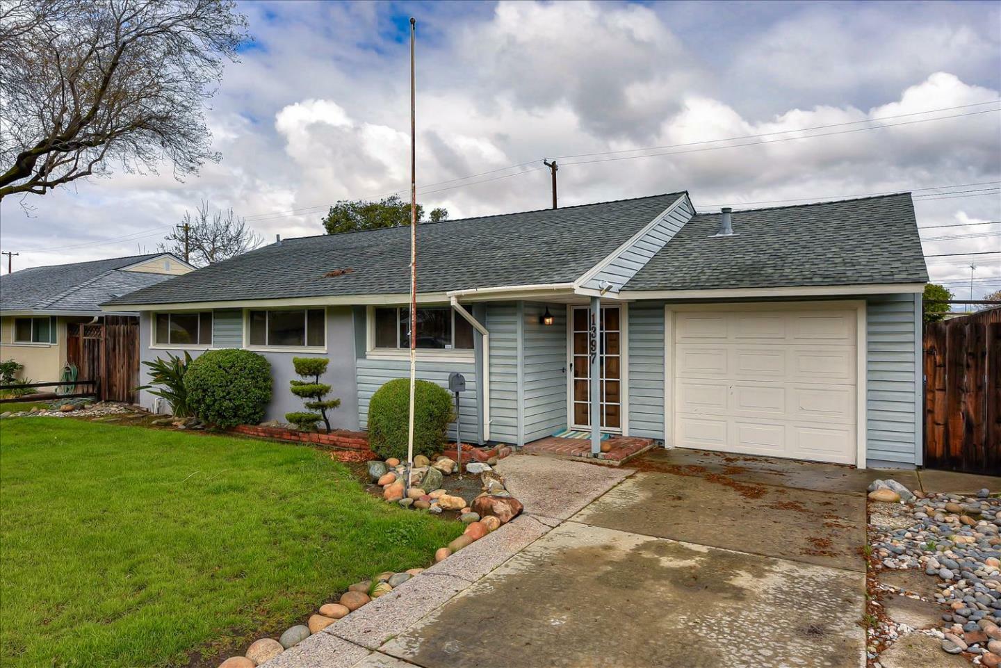 Property Photo:  1397 Blackfield Drive  CA 95051 