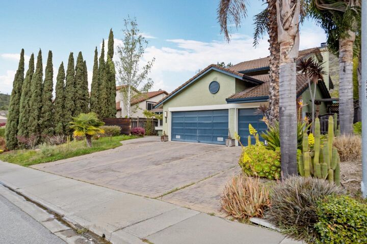 1533 Edmond Drive  San Carlos CA 94070 photo