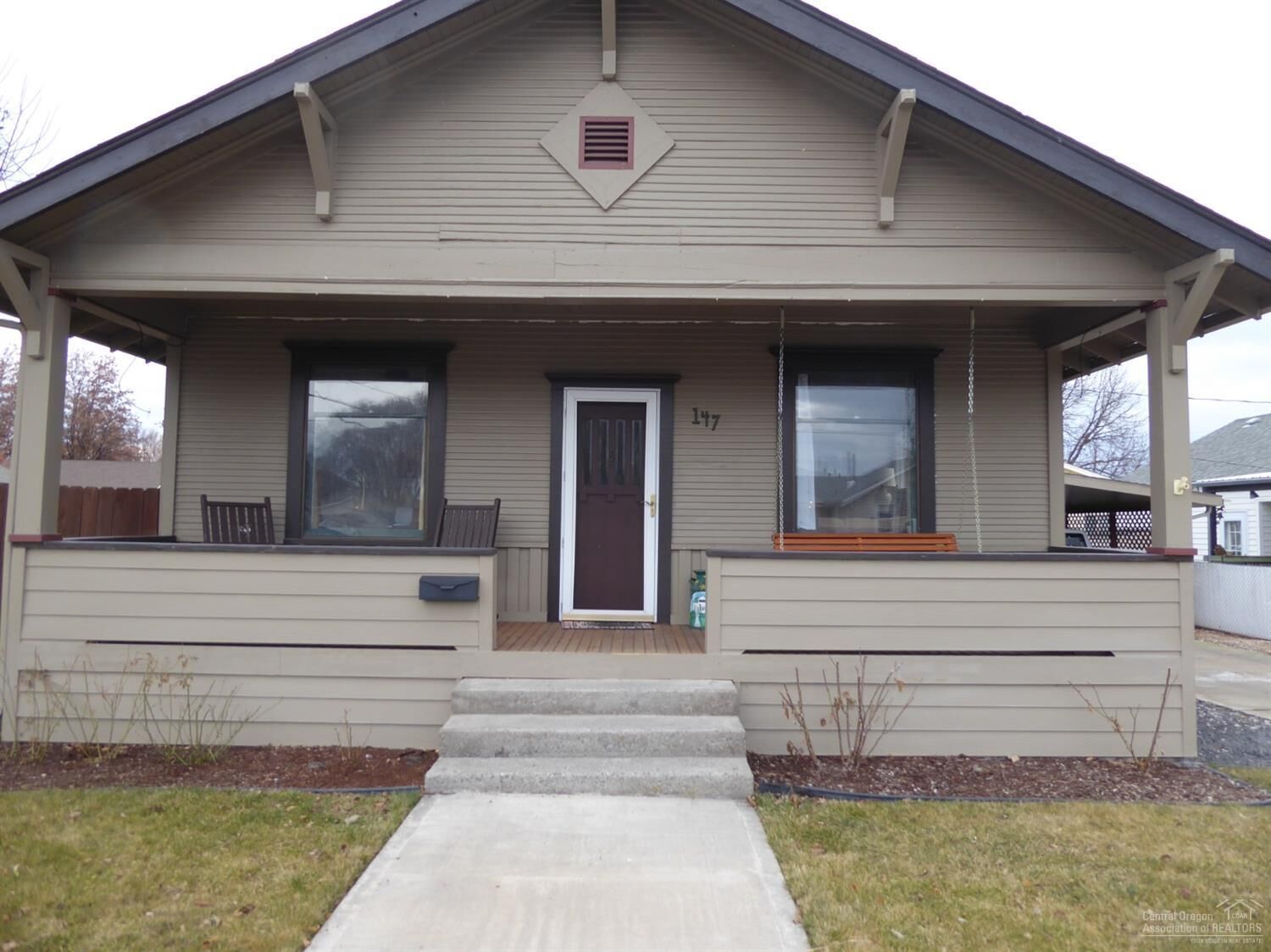 Property Photo:  147 SE Fairview Street  OR 97754 