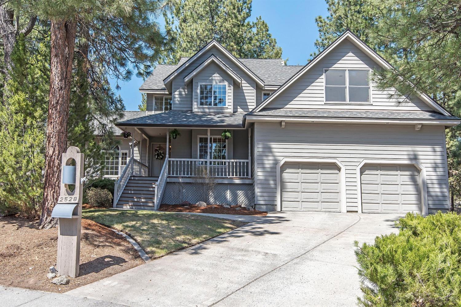 Property Photo: 2528 NW Peoples Court OR 97703