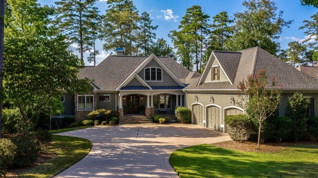 Property Photo: 2021 Hixons Bluff GA 30642