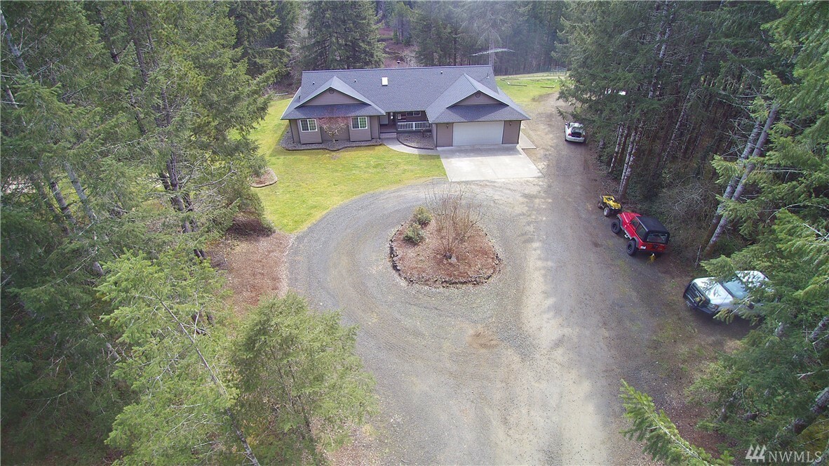 Property Photo: 31 E Fredrick Dr WA 98584