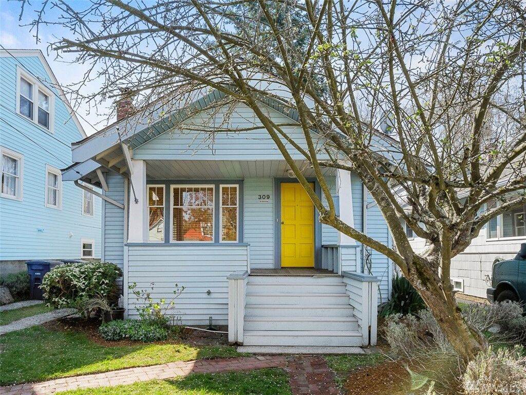 Property Photo:  309 NW 78th Street  WA 98117 