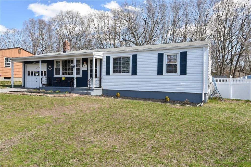 Property Photo:  38 Ellison St  RI 02920 