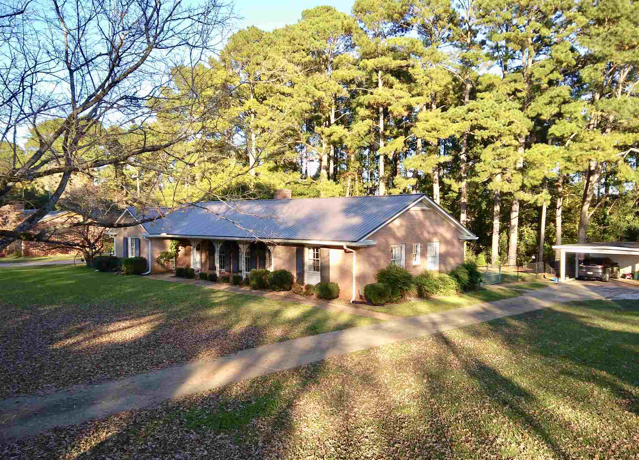 Property Photo:  512 S. East Street  GA 30642 